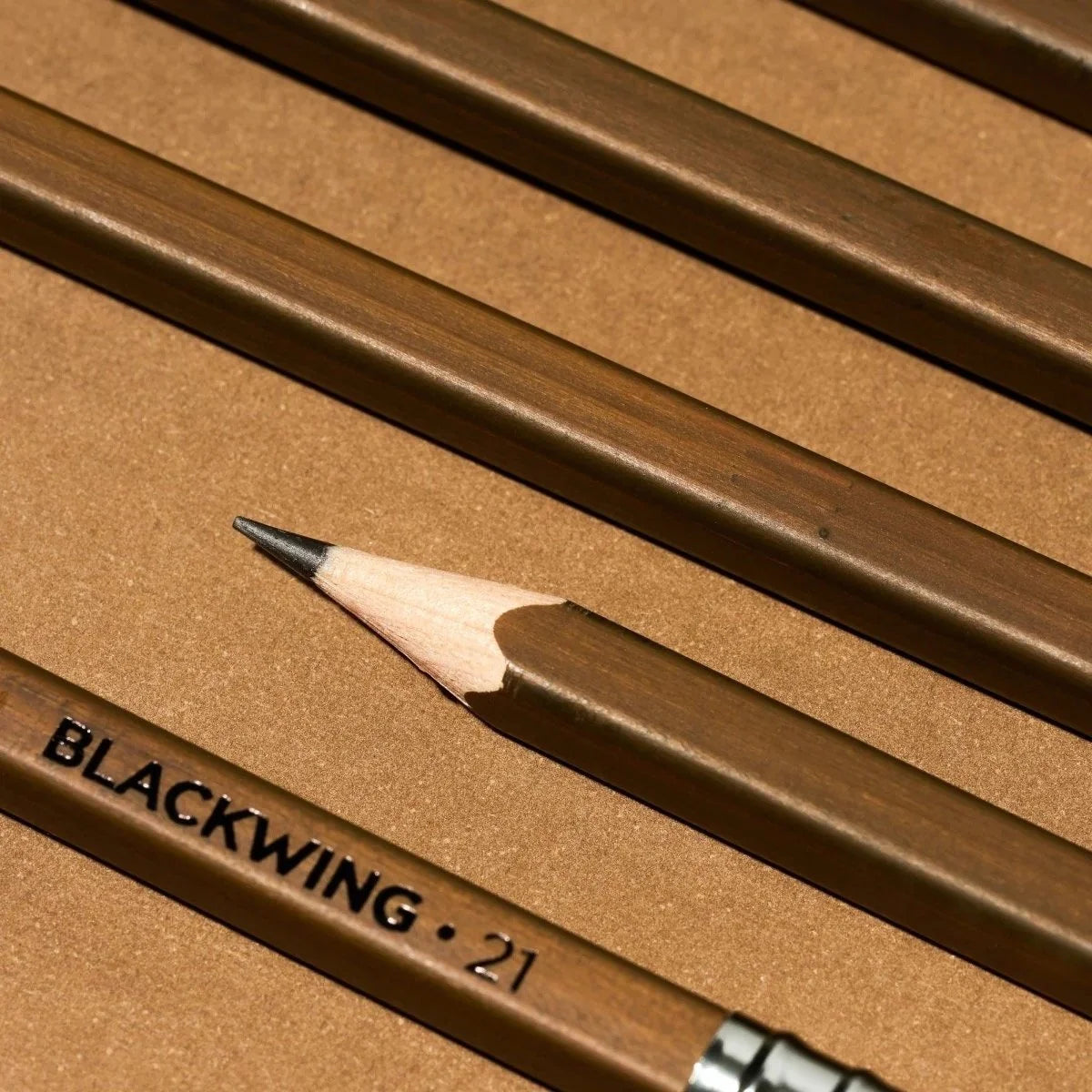 Blackwing Volume 21 Woodworking Pencil