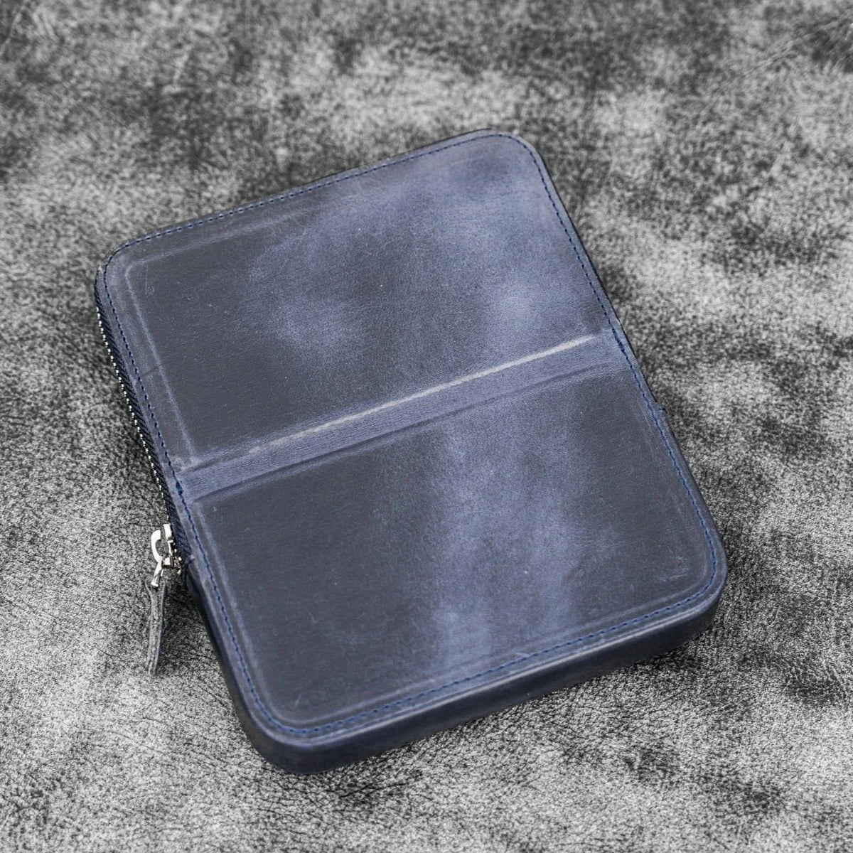 Galen Leather Magnum Opus 6-Slot Pen Case with Removable Tray (Zipper)