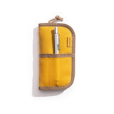 Lochby Quattro v2 closed with pen in exterior