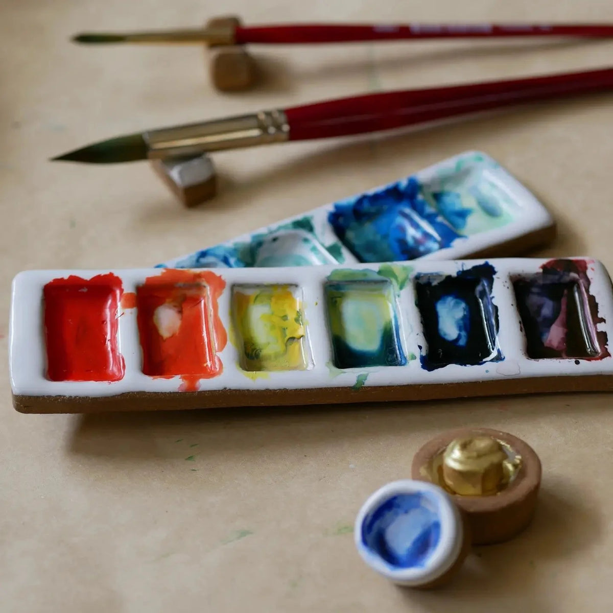 Busy Hand Studio Ceramic Paint and Ink Mixing Palettes 6-Panel