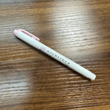 Zebra Mildliner highlighter with bold and  fine tips in Baby Pink (MBP)