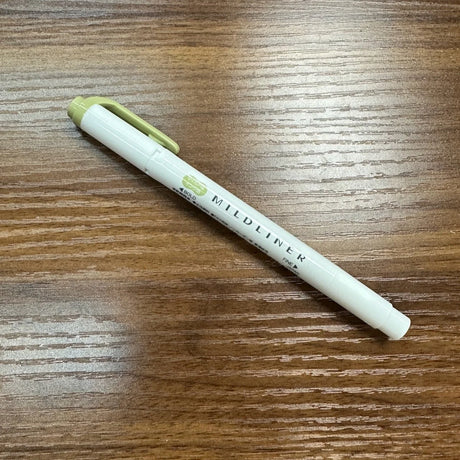 Zebra Mildliner highlighter with bold and  fine tips in Olive (MOL)
