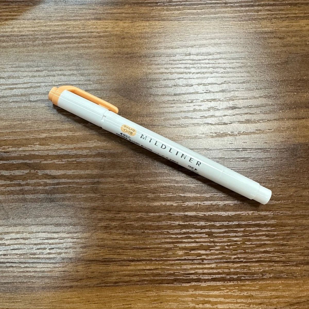 Zebra Mildliner highlighter with bold and  fine tips in Orange (MOR)